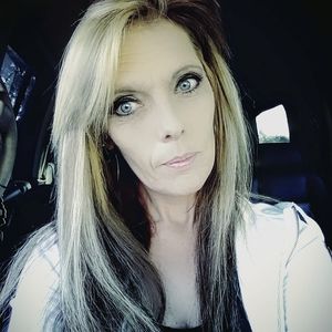 Meet your Posher, Marnie